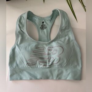 New Balance sports bra size SM - seafoam color